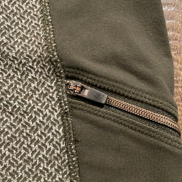 Athleta - Picture 4 of 7